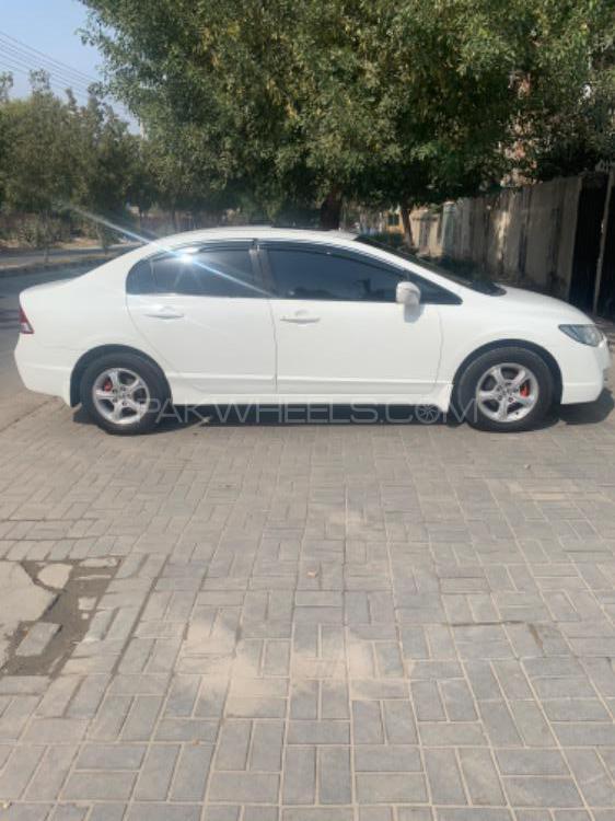 Honda Civic 2011 for Sale in Bahawalpur Honda Civic 2011 for Sale in Bahawalpur Image-8