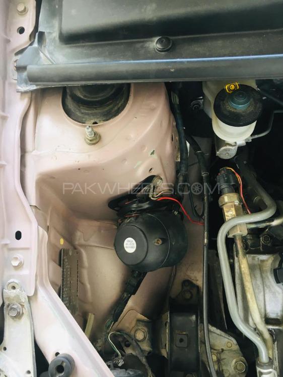 Toyota Vitz 2001 for Sale in Peshawar Toyota Vitz 2001 for Sale in Peshawar Image-7