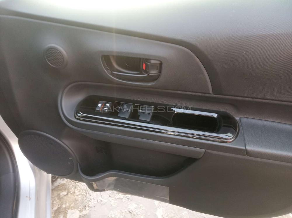 ٹویوٹا اکوا 2017 for Sale in گجرانوالہ ٹویوٹا اکوا 2017 for Sale in گجرانوالہ Image-6