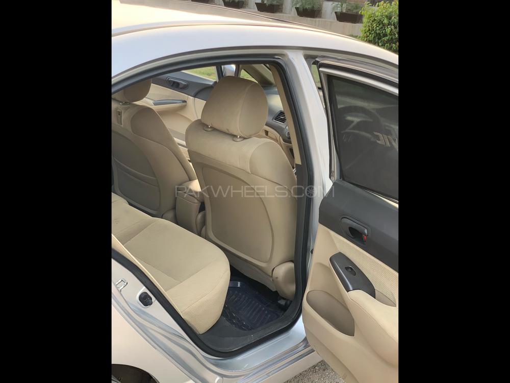 Honda Civic 2010 for Sale in Karachi Honda Civic 2010 for Sale in Karachi Image-7