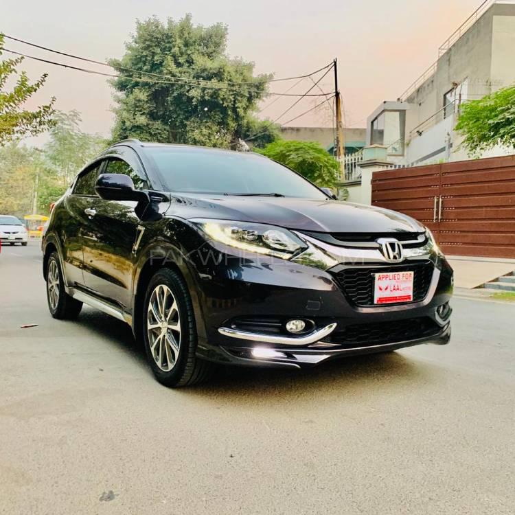 Honda Vezel 2015 for Sale in Lahore Honda Vezel 2015 for Sale in Lahore Image-7