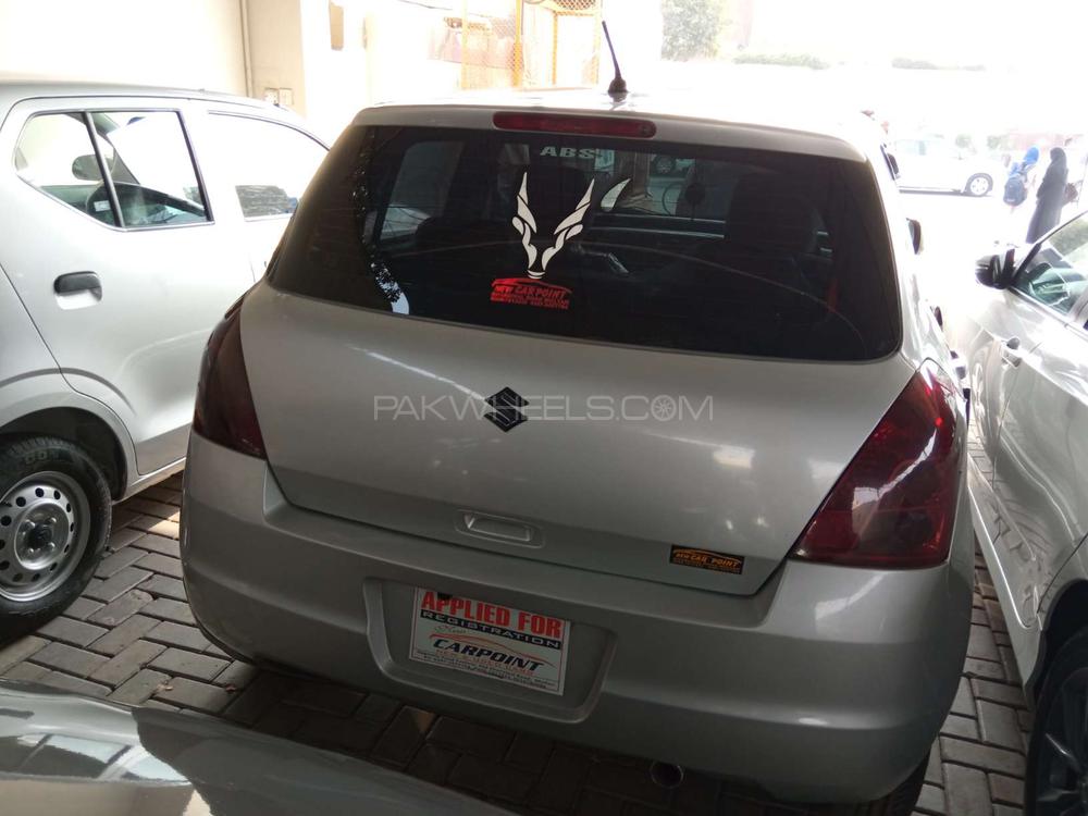 Suzuki Swift 2013 for Sale in Multan Suzuki Swift 2013 for Sale in Multan Image-4