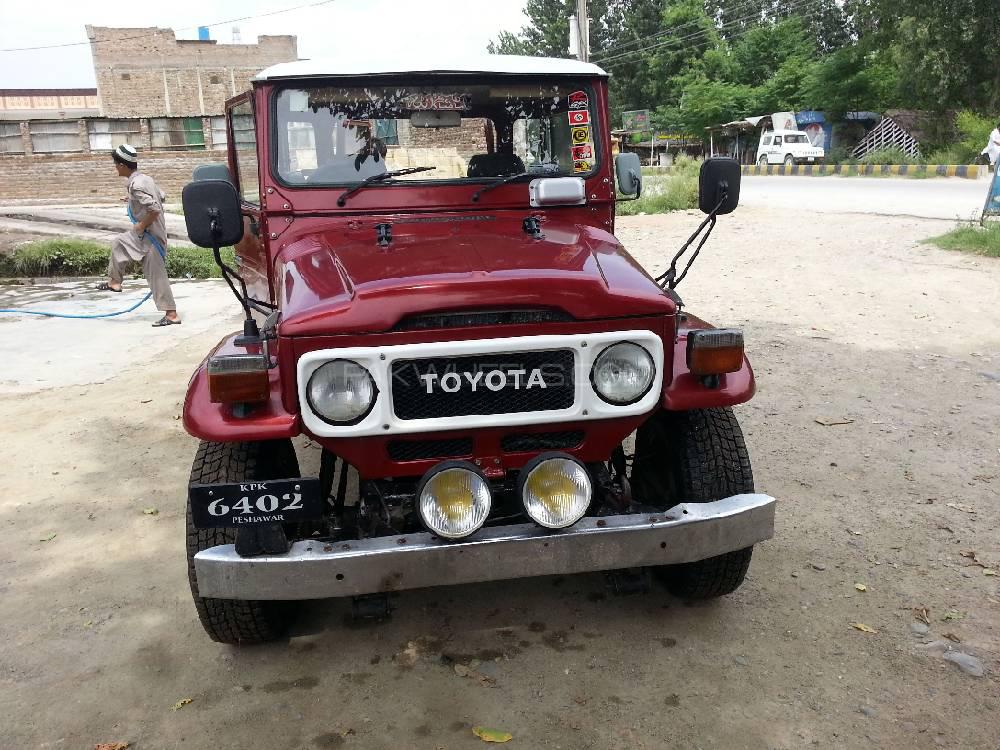 Toyota Land Cruiser 1983 for Sale in Charsadda Image-1