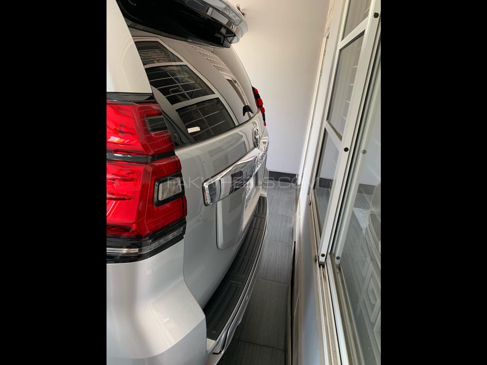Toyota Prado 2011 for Sale in Gujranwala Toyota Prado 2011 for Sale in Gujranwala Image-9