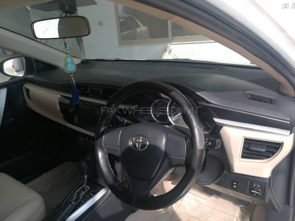Toyota Corolla 2017 for Sale in Bahawalpur Toyota Corolla 2017 for Sale in Bahawalpur Image-12
