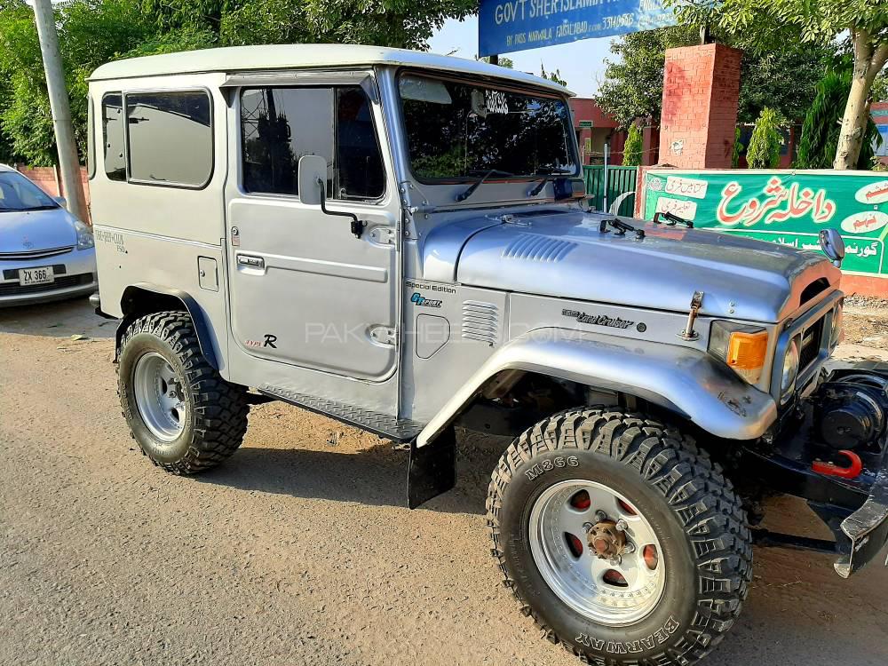 Toyota Land Cruiser 1983 for Sale in Faisalabad Toyota Land Cruiser 1983 for Sale in Faisalabad Image-9