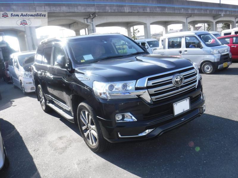 Toyota Land Cruiser 2017 for Sale in Karachi Image-1