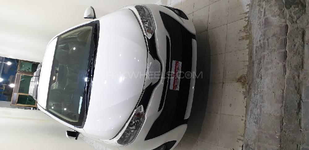 Toyota Yaris Sedan 2020 for Sale in Lahore Toyota Yaris Sedan 2020 for Sale in Lahore Image-8