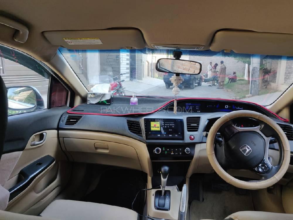 Honda Civic 2013 for Sale in Multan Honda Civic 2013 for Sale in Multan Image-14