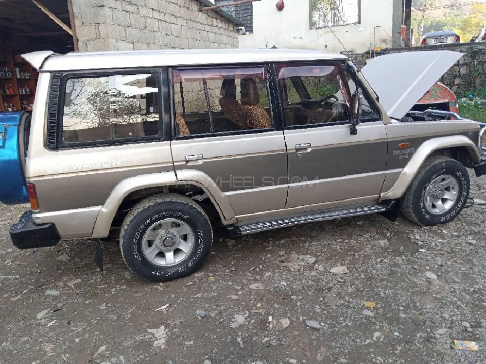 Mitsubishi Pajero 1988 for Sale in Abbottabad Mitsubishi Pajero 1988 for Sale in Abbottabad Image-8