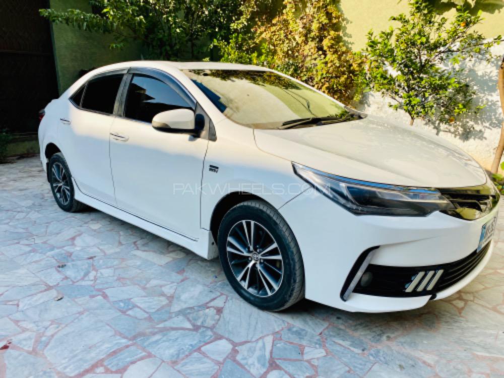 Toyota Corolla 2018 for Sale in Peshawar Toyota Corolla 2018 for Sale in Peshawar Image-2