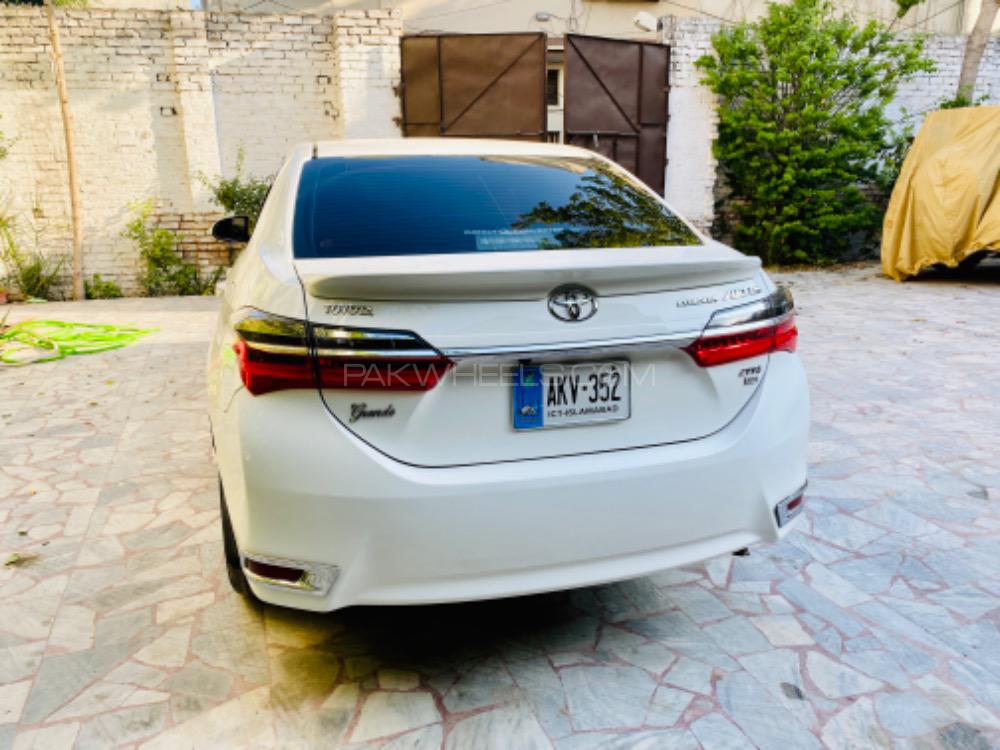 Toyota Corolla 2018 for Sale in Peshawar Toyota Corolla 2018 for Sale in Peshawar Image-5