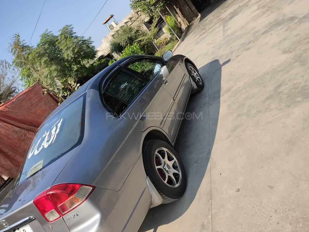 Honda Civic 2004 for Sale in Multan Honda Civic 2004 for Sale in Multan Image-2