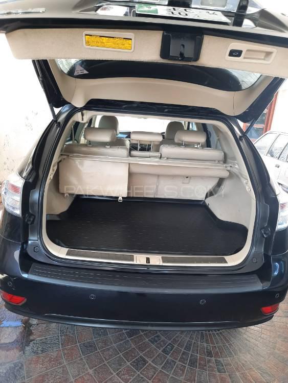 لیکزس آر ایکس سیریز 2010 for Sale in لاہور لیکزس آر ایکس سیریز 2010 for Sale in لاہور Image-9