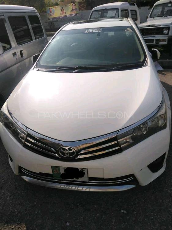 Toyota Corolla 2015 for Sale in Islamabad Image-1