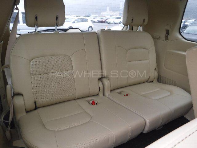 Toyota Land Cruiser 2016 for Sale in Lahore Toyota Land Cruiser 2016 for Sale in Lahore Image-7