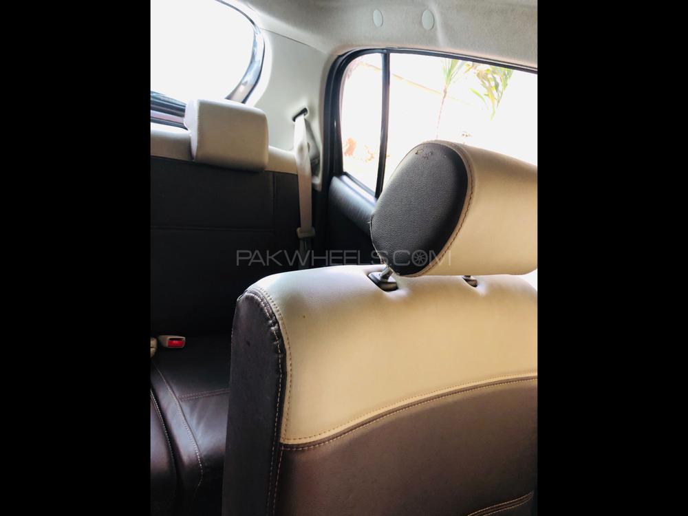 Toyota Passo 2014 for Sale in Lahore Toyota Passo 2014 for Sale in Lahore Image-5