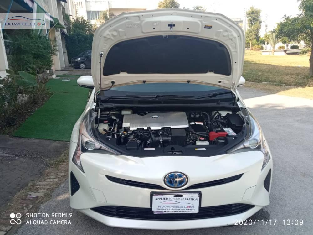 Toyota Prius 2015 for Sale in Rawalpindi Toyota Prius 2015 for Sale in Rawalpindi Image-8