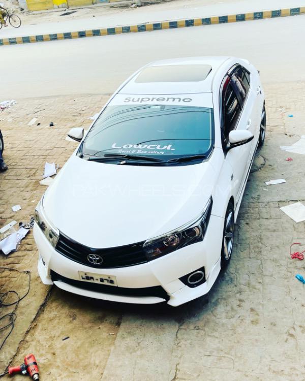 Toyota Corolla - 2017  Toyota Corolla - 2017  Image-3