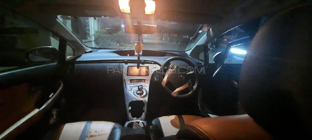 Toyota Prius 2013 for Sale in Gujranwala Image-1