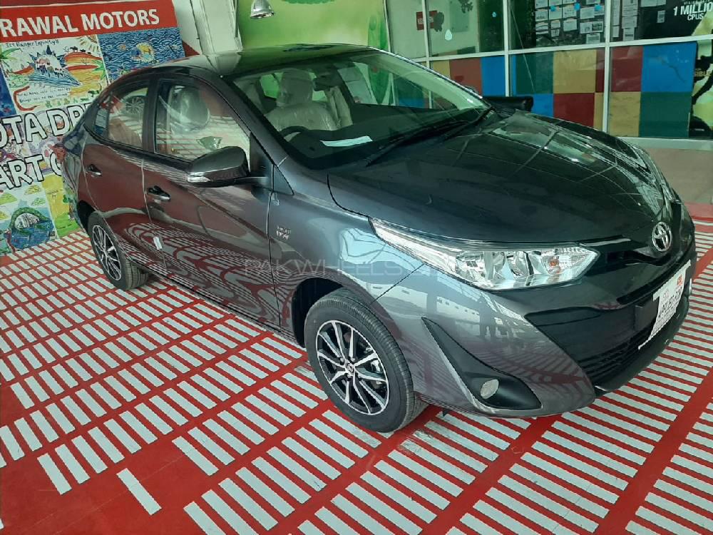 Toyota Yaris Sedan 2020 for Sale in Multan Image-1