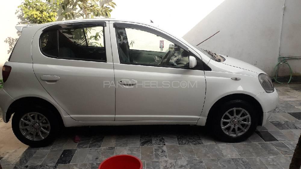 Toyota Vitz 2000 for Sale in Mardan Toyota Vitz 2000 for Sale in Mardan Image-2