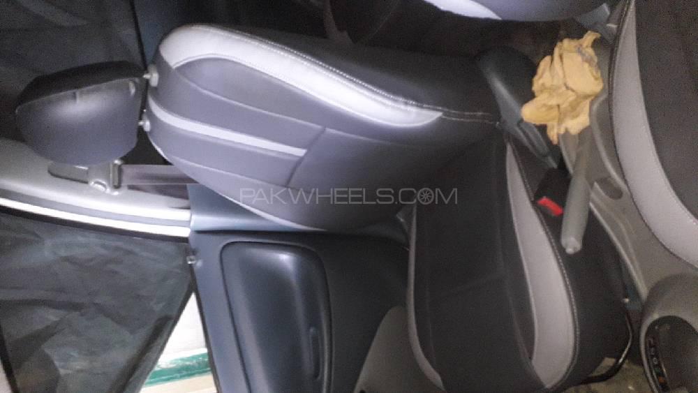 Toyota Vitz 2000 for Sale in Mardan Toyota Vitz 2000 for Sale in Mardan Image-13