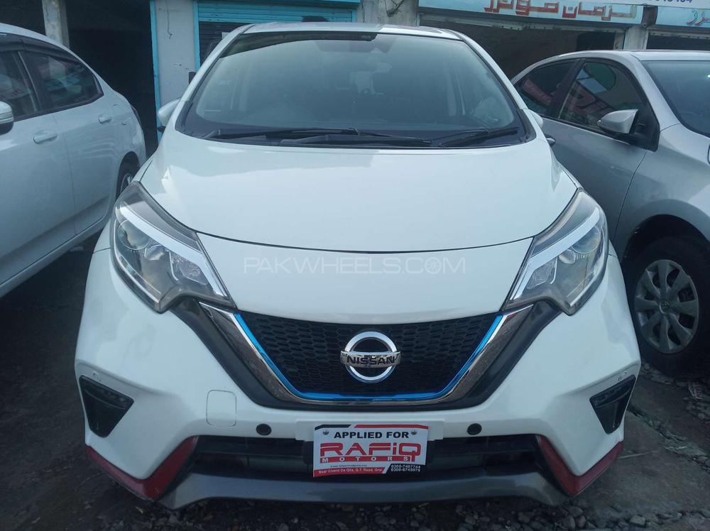 Nissan Note 2017 for Sale in Gujranwala Image-1