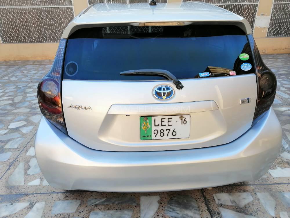 Toyota Aqua 2012 for Sale in Peshawar Toyota Aqua 2012 for Sale in Peshawar Image-8