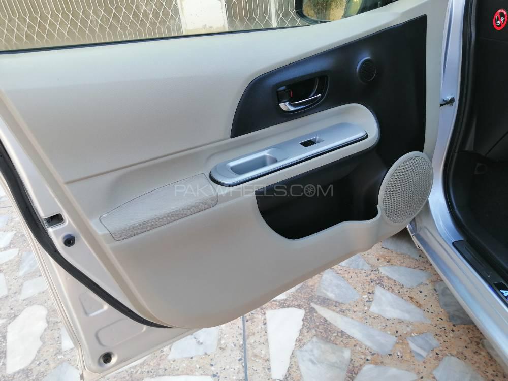 Toyota Aqua 2012 for Sale in Peshawar Toyota Aqua 2012 for Sale in Peshawar Image-11