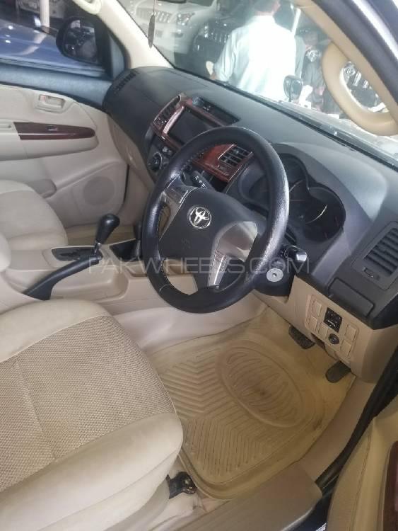 Toyota Hilux 2015 for Sale in Mardan Toyota Hilux 2015 for Sale in Mardan Image-5