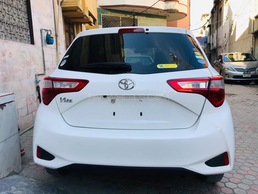 Toyota Vitz 2018 for Sale in Gujranwala Image-1