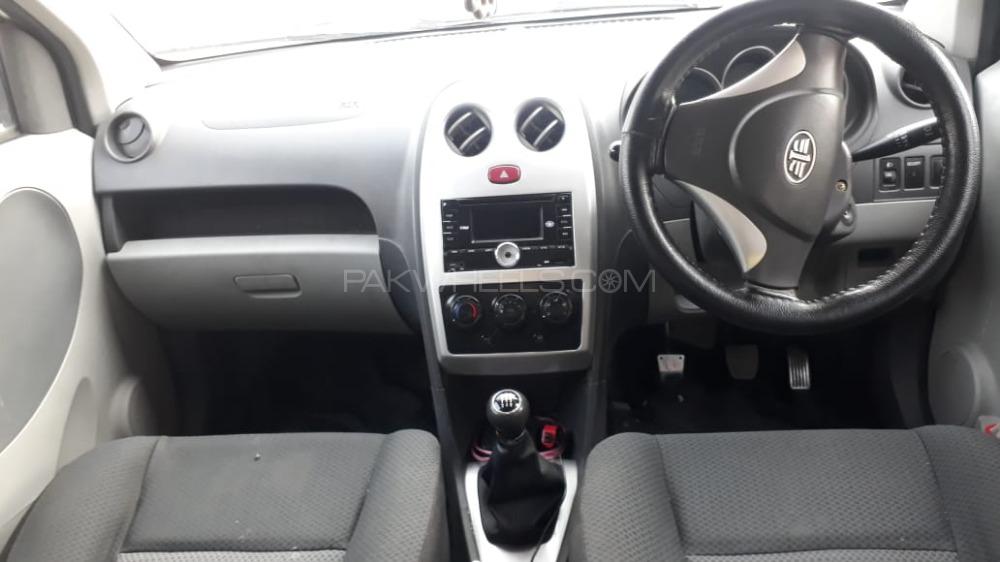FAW V2 2016 for Sale in Lahore FAW V2 2016 for Sale in Lahore Image-2