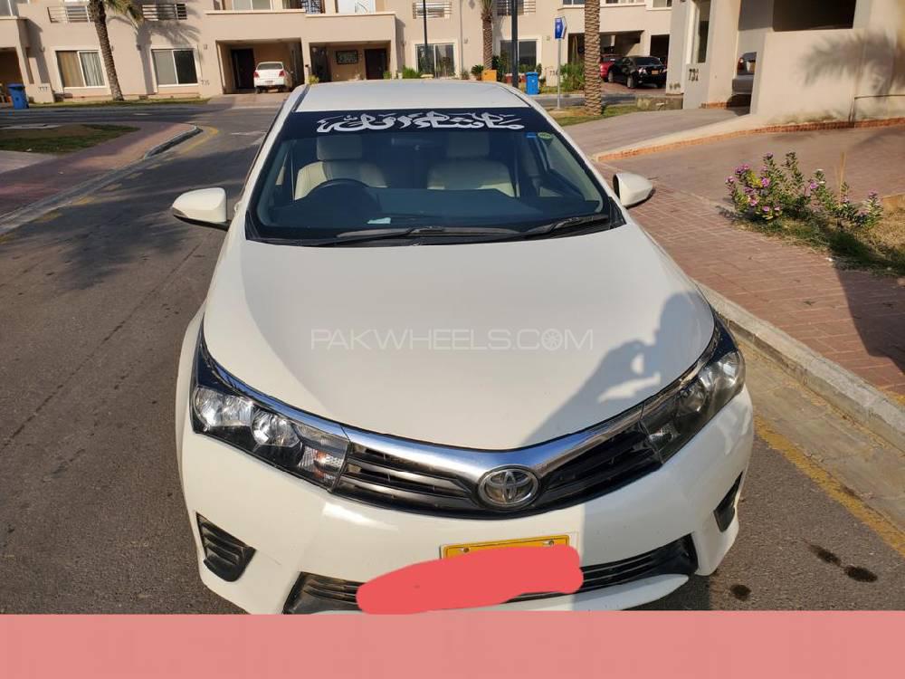 Toyota Corolla 2016 for Sale in Karachi Image-1