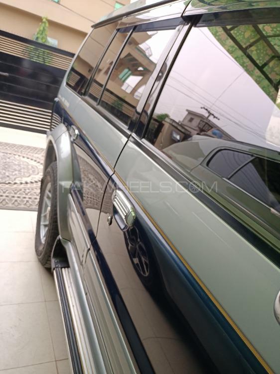 Mitsubishi Pajero 1993 for Sale in Lahore Mitsubishi Pajero 1993 for Sale in Lahore Image-5