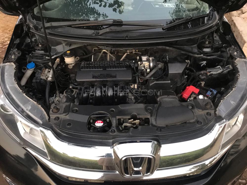 Honda BR-V 2018 for Sale in Gujranwala Honda BR-V 2018 for Sale in Gujranwala Image-6