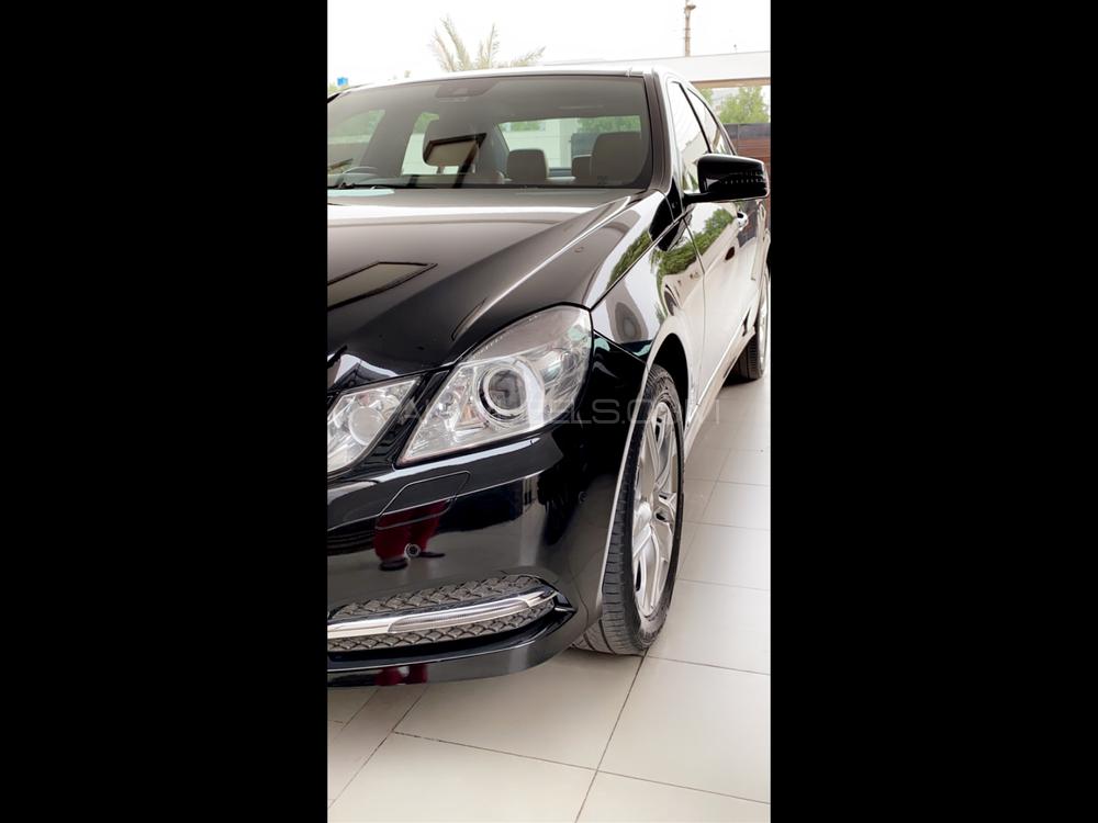 Mercedes Benz E Class 2012 for Sale in Lahore Mercedes Benz E Class 2012 for Sale in Lahore Image-2