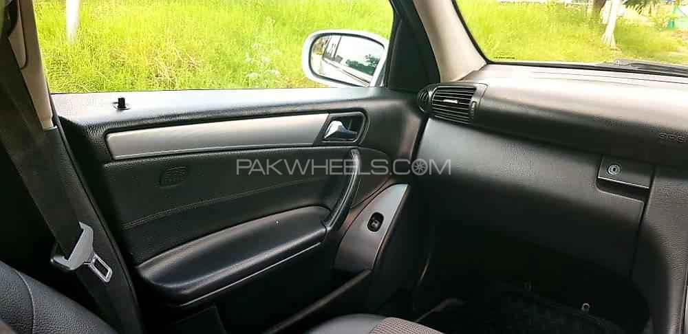 Mercedes Benz C Class 2007 for Sale in Rawalpindi Mercedes Benz C Class 2007 for Sale in Rawalpindi Image-6