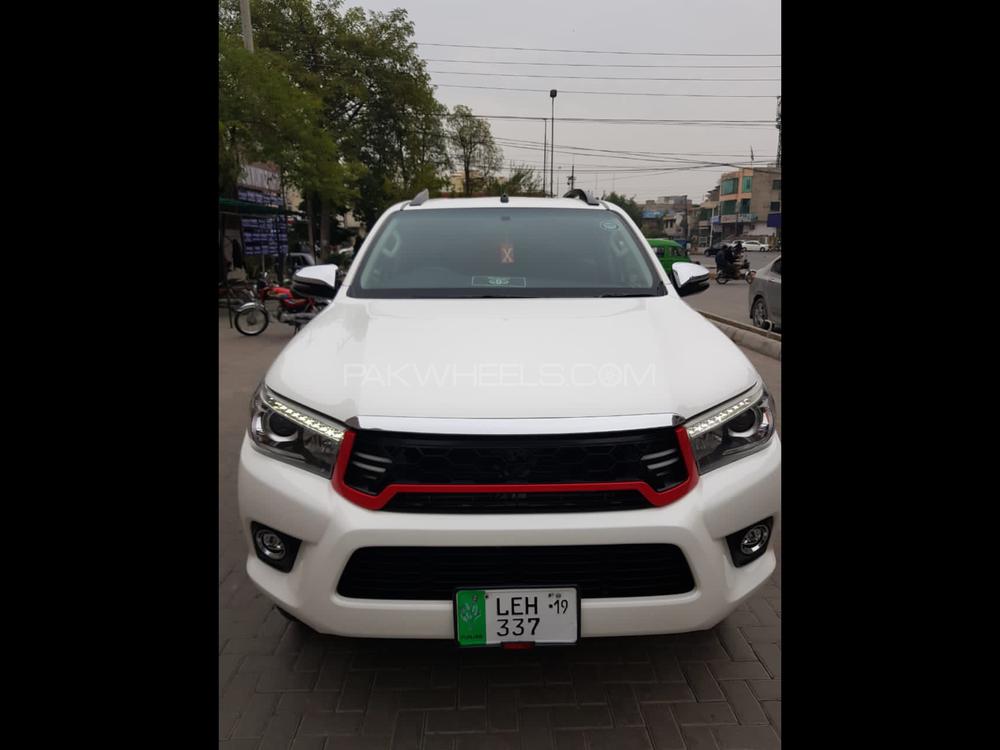 Toyota Hilux 2019 for Sale in Lahore Image-1
