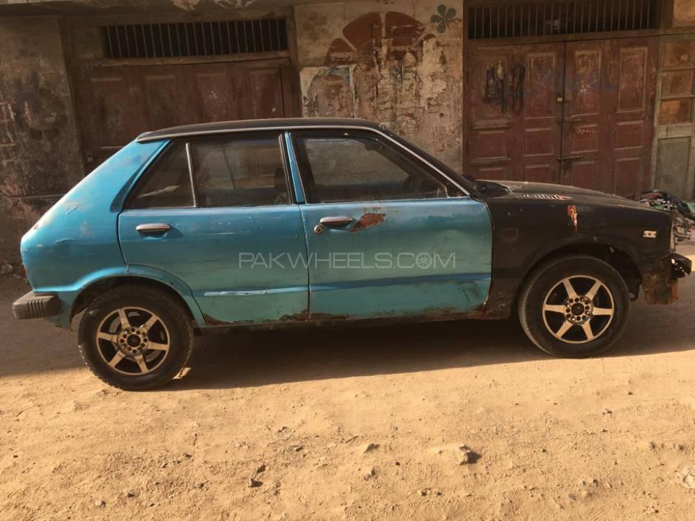 Daihatsu Charade 1982 for Sale in Karachi Daihatsu Charade 1982 for Sale in Karachi Image-2