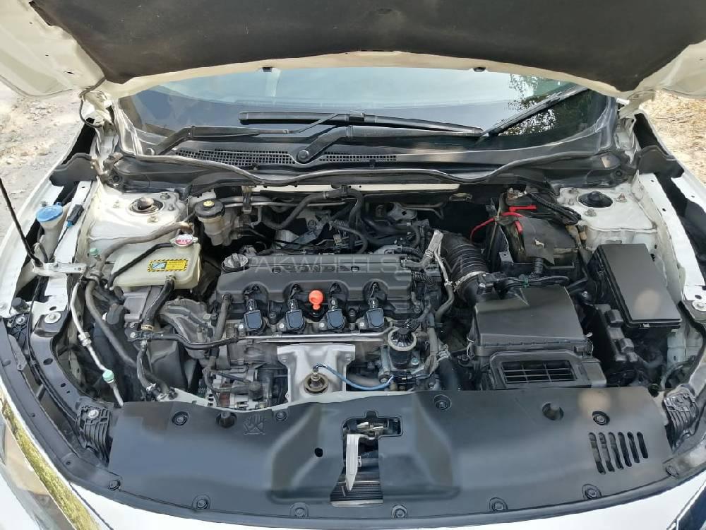 Honda Civic 2018 for Sale in Islamabad Honda Civic 2018 for Sale in Islamabad Image-4