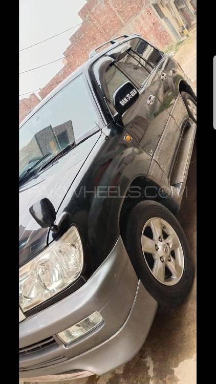 Toyota Land Cruiser 1999 for Sale in Gujranwala Toyota Land Cruiser 1999 for Sale in Gujranwala Image-3