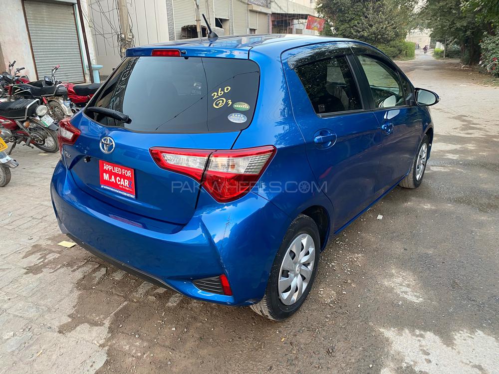 Toyota Vitz 2017 for Sale in Sahiwal Toyota Vitz 2017 for Sale in Sahiwal Image-5