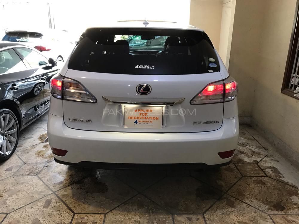 Lexus RX Series 2011 for Sale in Karachi Lexus RX Series 2011 for Sale in Karachi Image-2