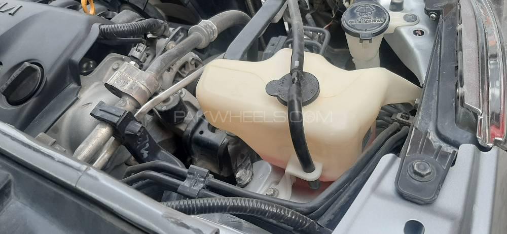 Toyota Corolla 2015 for Sale in Lahore Toyota Corolla 2015 for Sale in Lahore Image-10