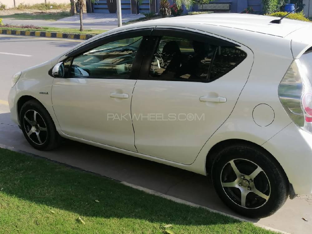 Toyota Aqua 2014 for Sale in Lahore Toyota Aqua 2014 for Sale in Lahore Image-8