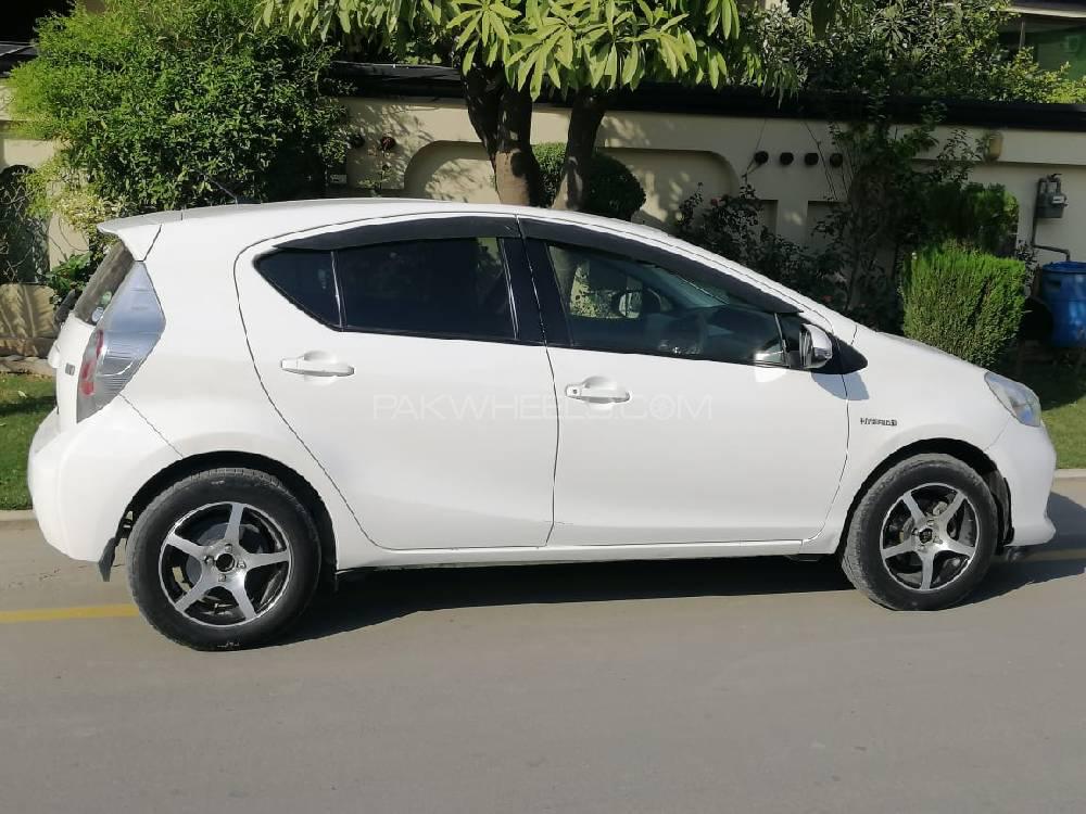 Toyota Aqua 2014 for Sale in Lahore Toyota Aqua 2014 for Sale in Lahore Image-6