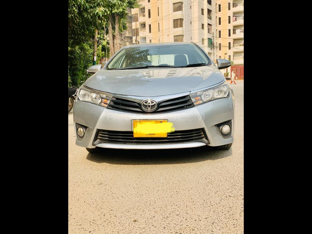 Toyota Corolla 2015 for Sale in Karachi Image-1