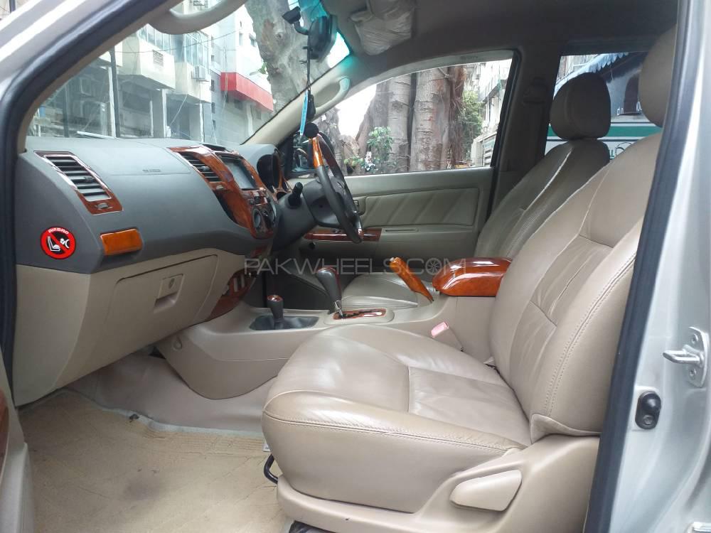 Toyota Hilux 2010 for Sale in Islamabad Toyota Hilux 2010 for Sale in Islamabad Image-8