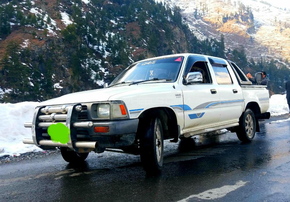 Toyota Hilux 1993 for Sale in Tank Image-1